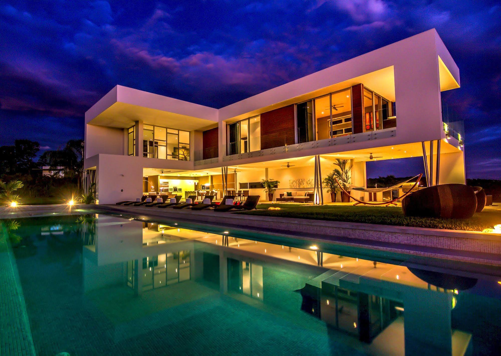 Kalia Luxury Homes Rentals Playa Azul ภายนอก รูปภาพ