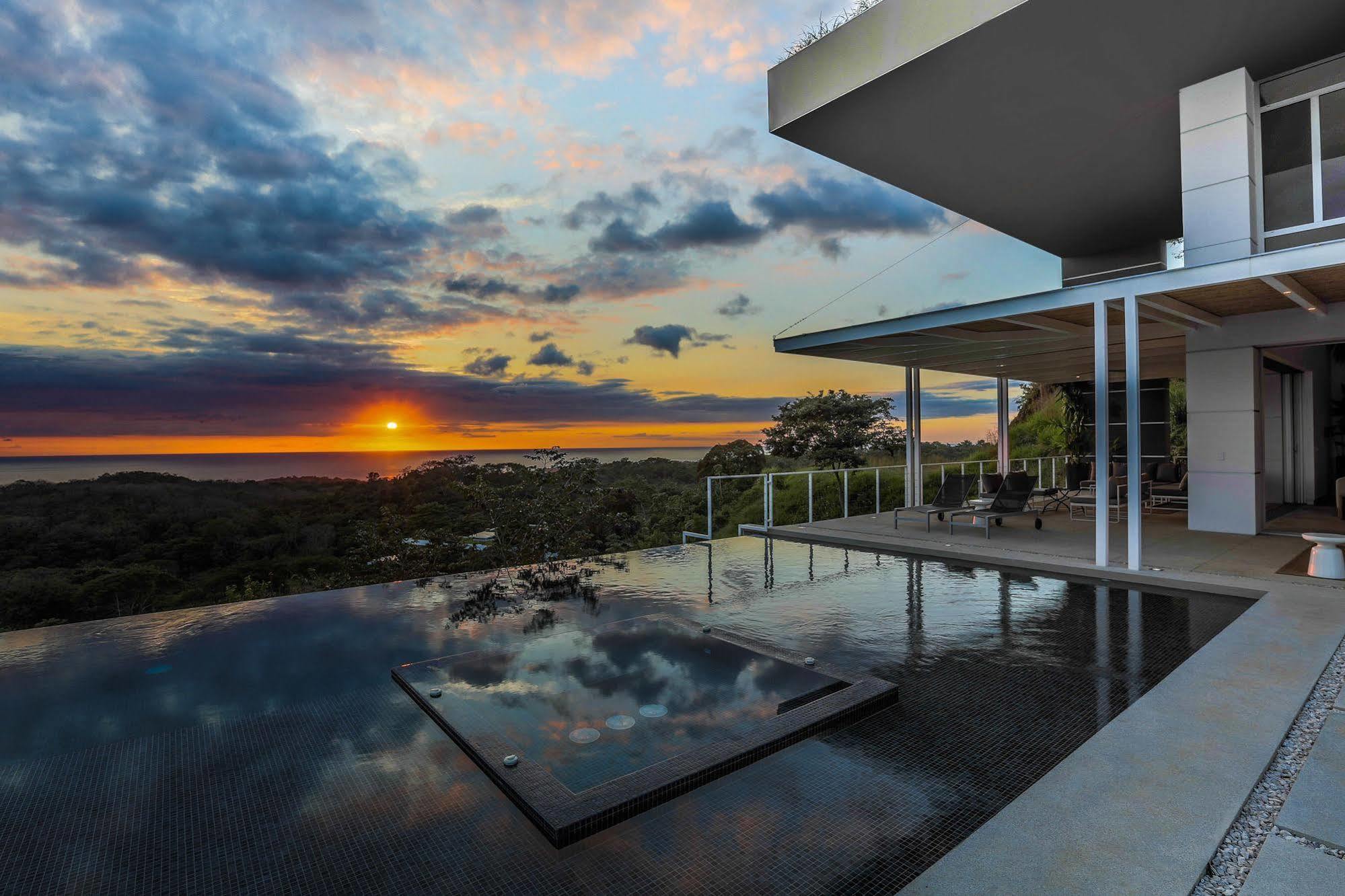 Kalia Luxury Homes Rentals Playa Azul ภายนอก รูปภาพ